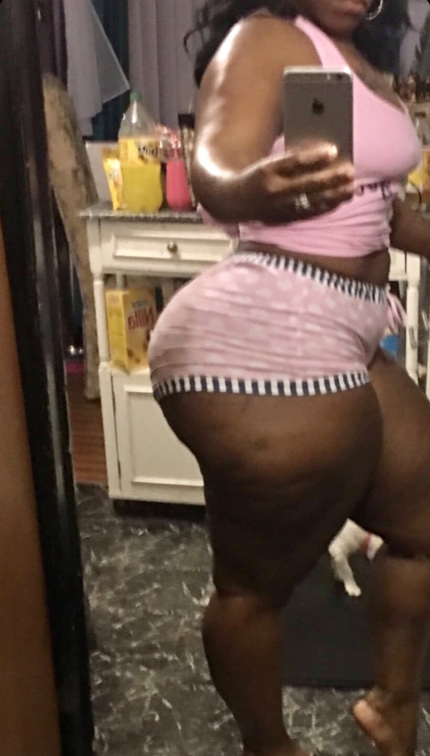 Thick ass 49 year old Detroit milf - Porn - EroMe