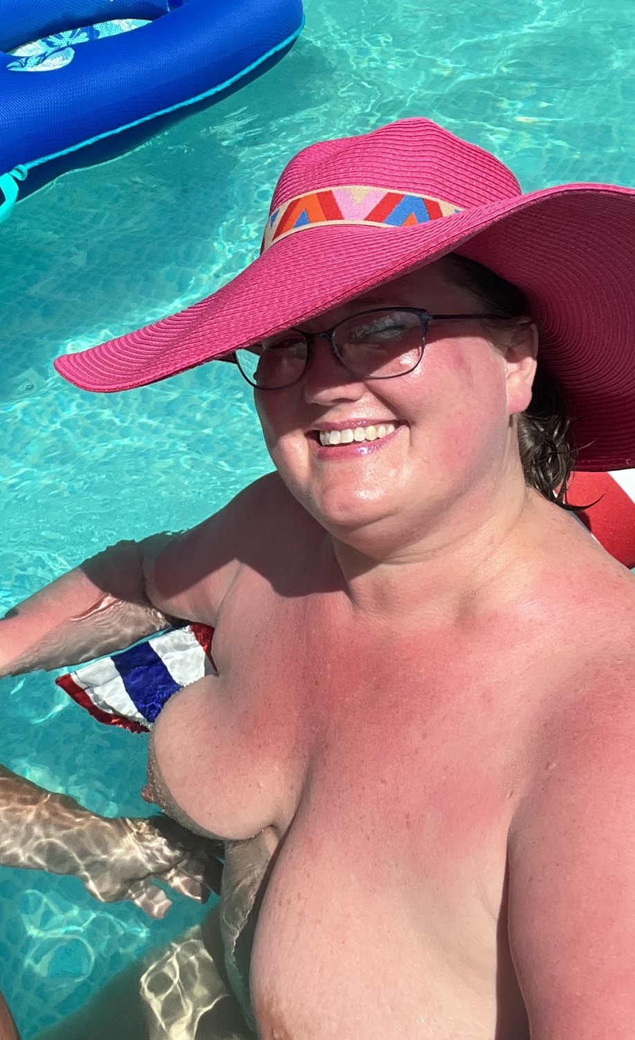 thick mature ginger sunbaking #AwibJdfi