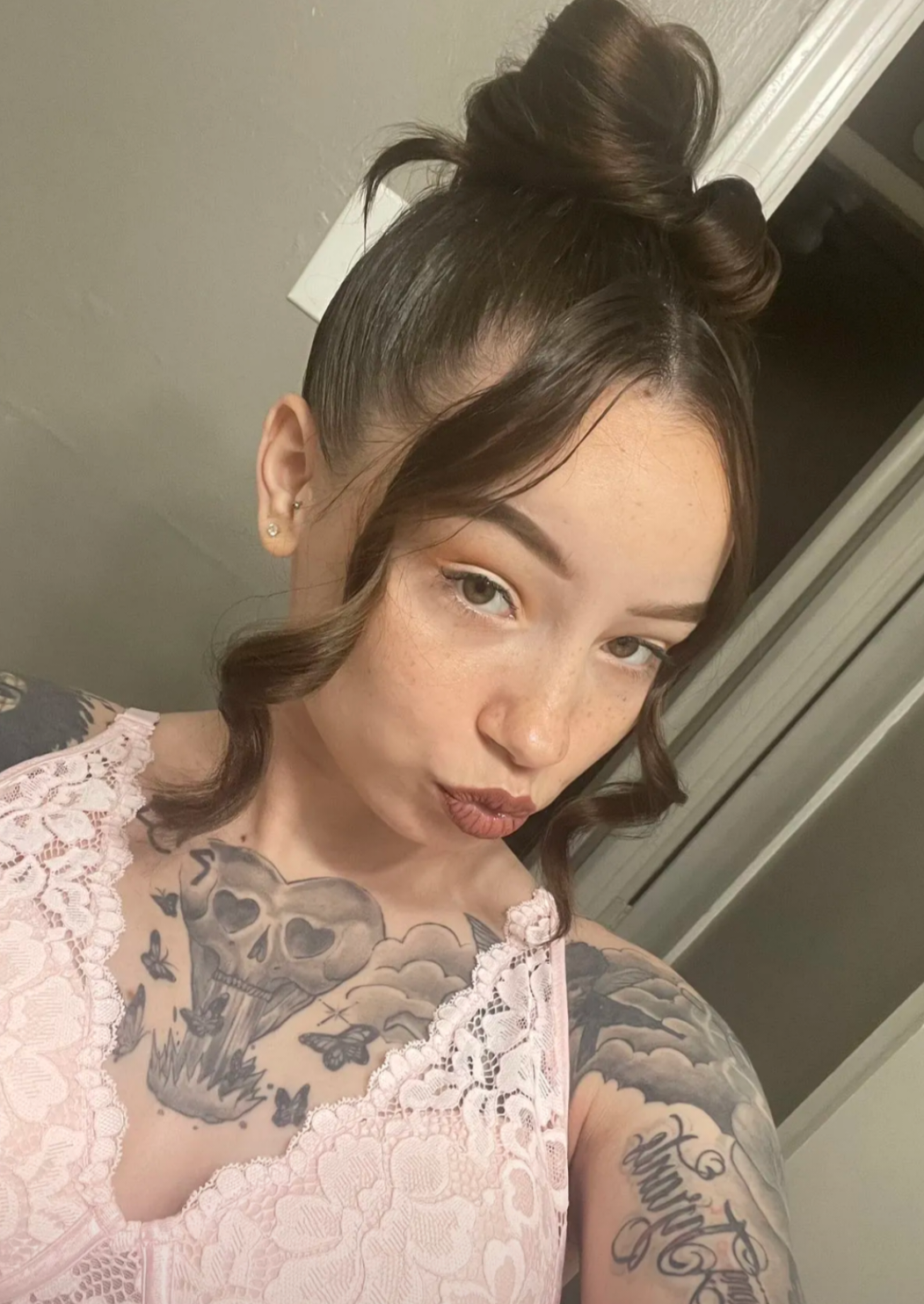 Random slut wife's & Girlfriend's #3U8qWYTO