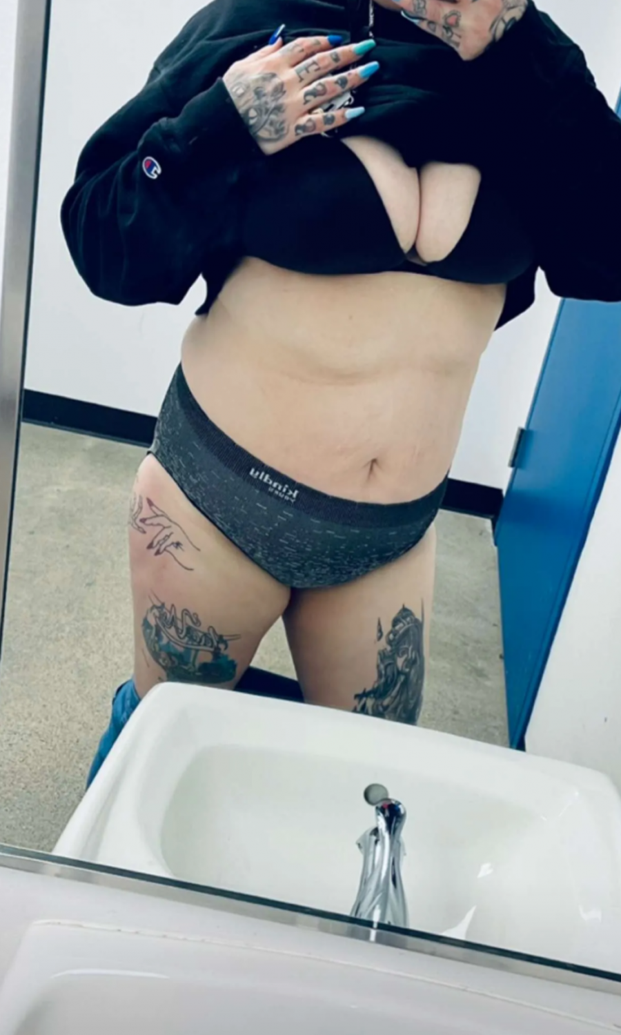 Random slut wife's & Girlfriend's #wA9fxMs9