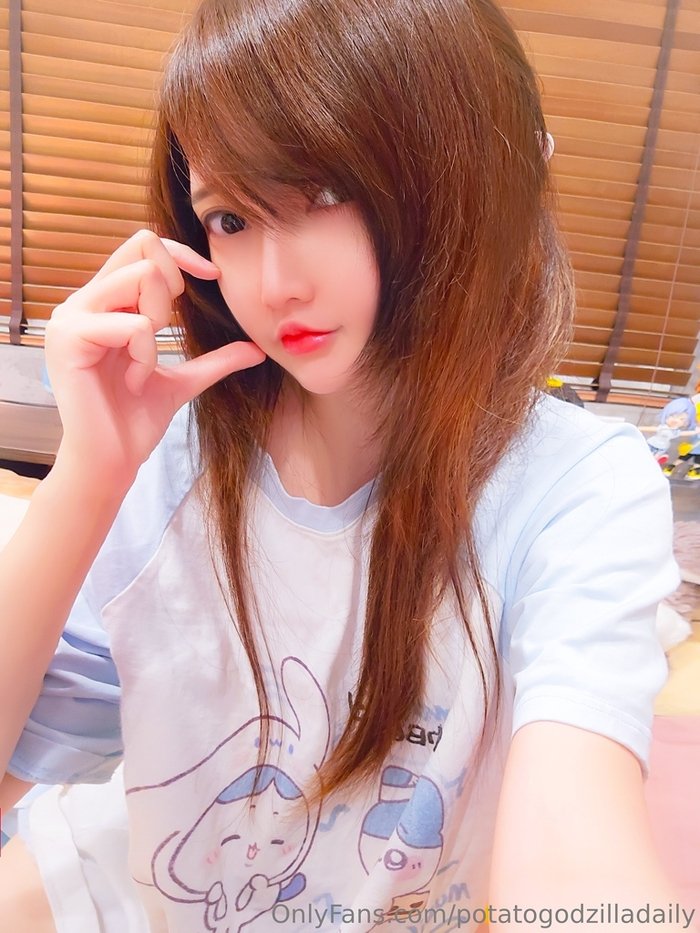 slut #hKUYYvZ7