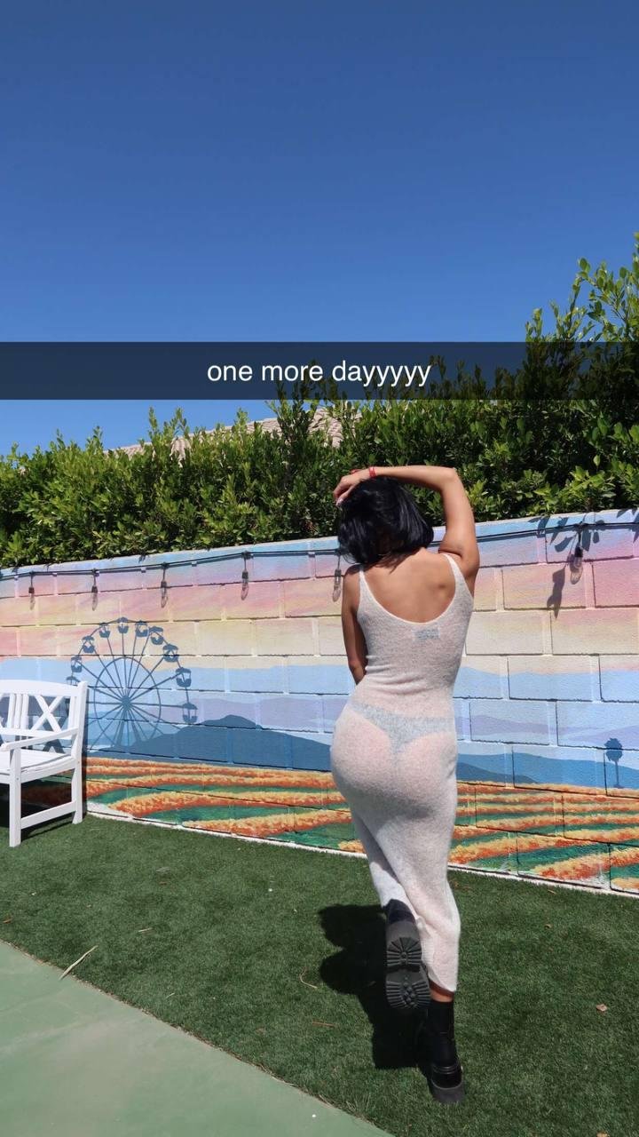 Charli D 10/10 #3c6ndQqV