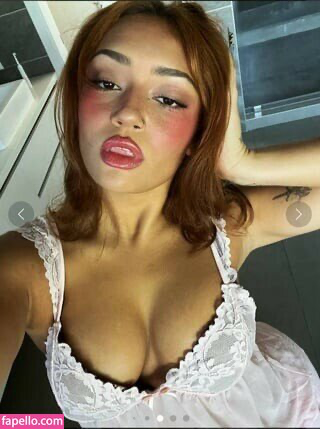 Avani Gregg #gxw6TapI