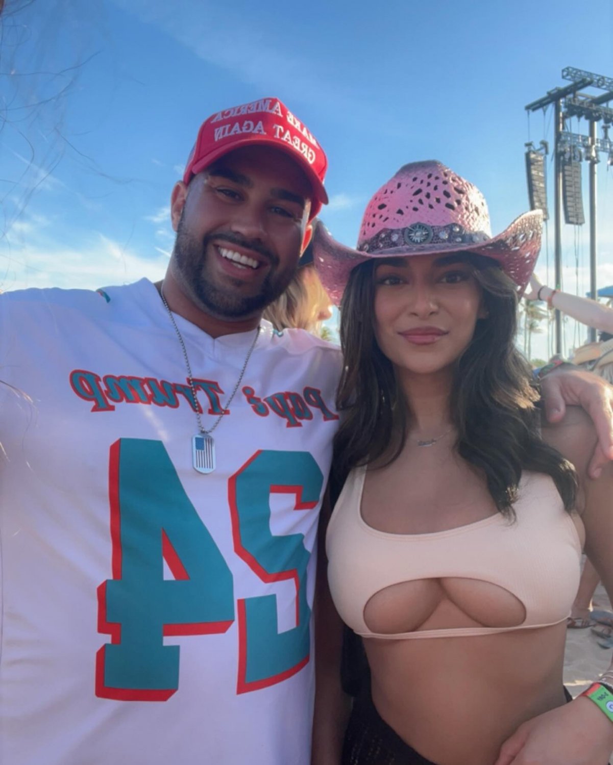 Beautiful busty indian slut #2a6HREA6