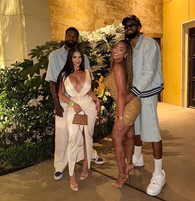 Daniela Rajic peituda puta de jogador #Hf12dBp7