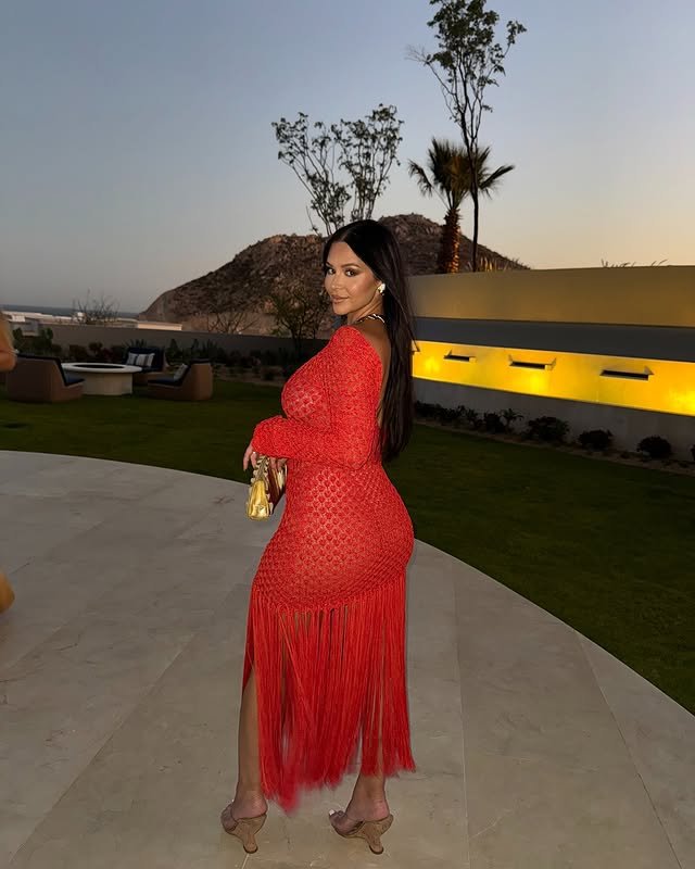 Daniela Rajic peituda puta de jogador #JEukvuSh