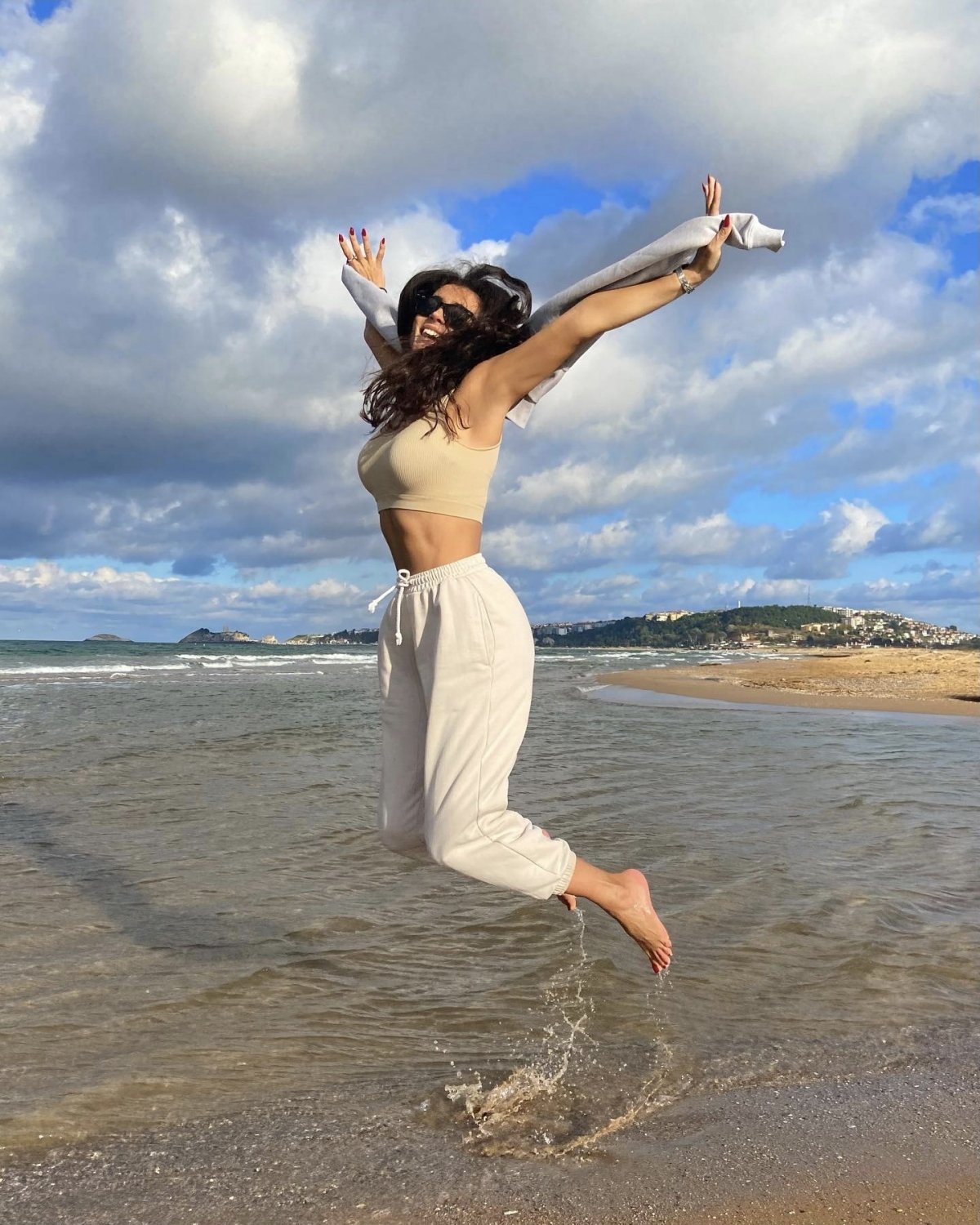 Turkish teacher, pilates instructor and model #JR3XiQY6