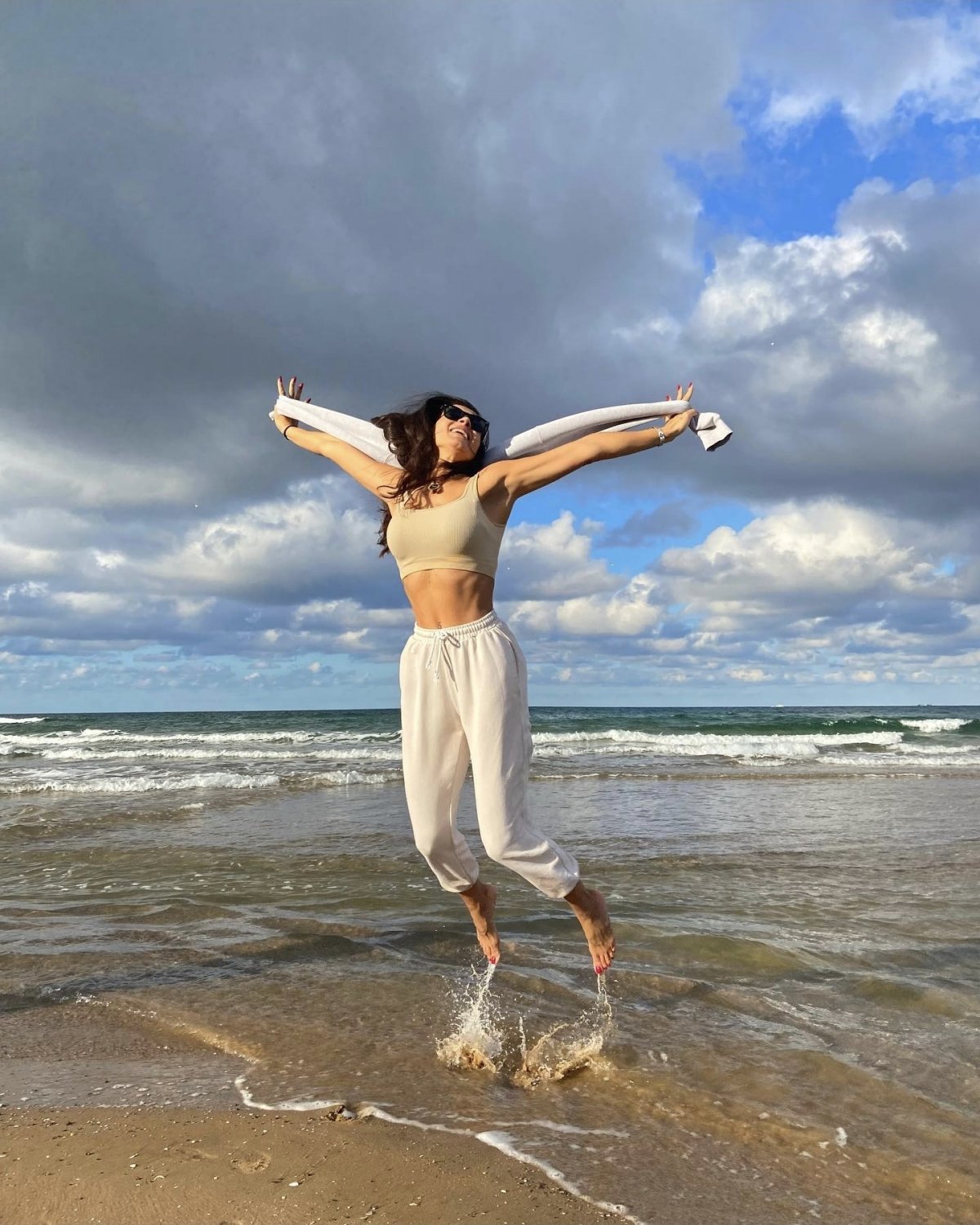 Turkish teacher, pilates instructor and model #PcpGVDVX