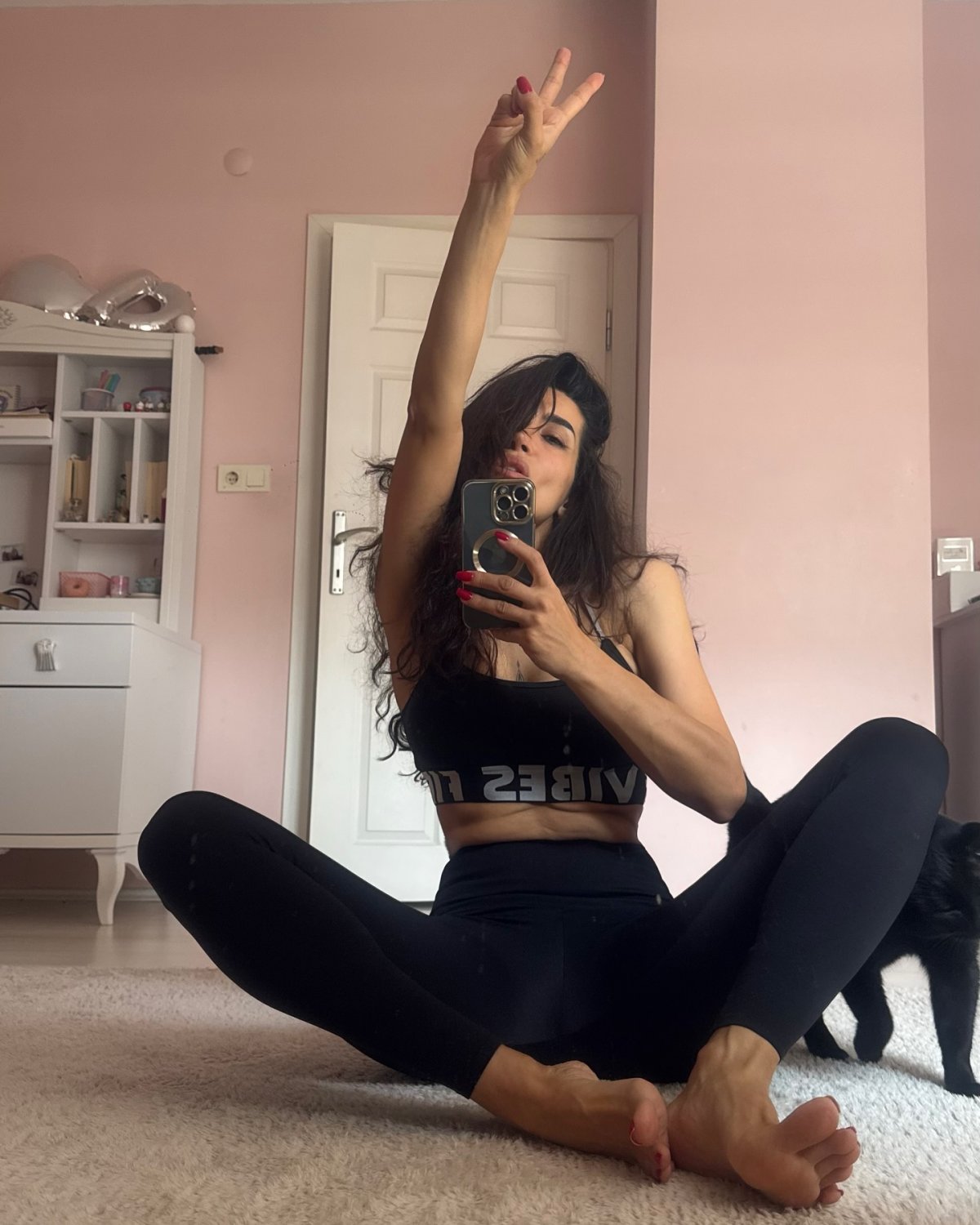 Turkish teacher, pilates instructor and model #RJz6Ut5Z