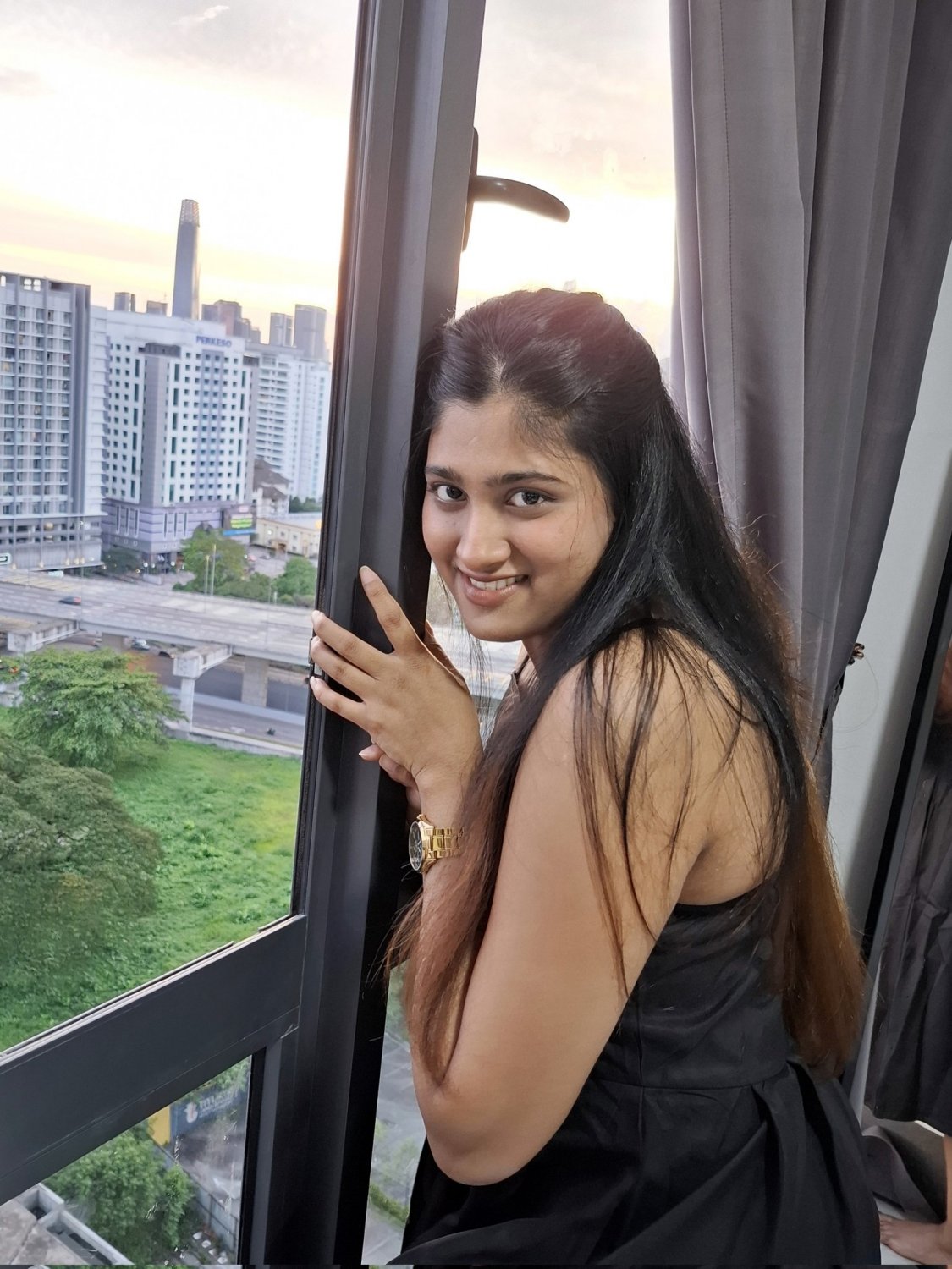 Desi Cute Beautiful Cuckold Sexy Instagram Influencer Homemade Modeling Full Nude Show, Fingering, F #p0indr7r