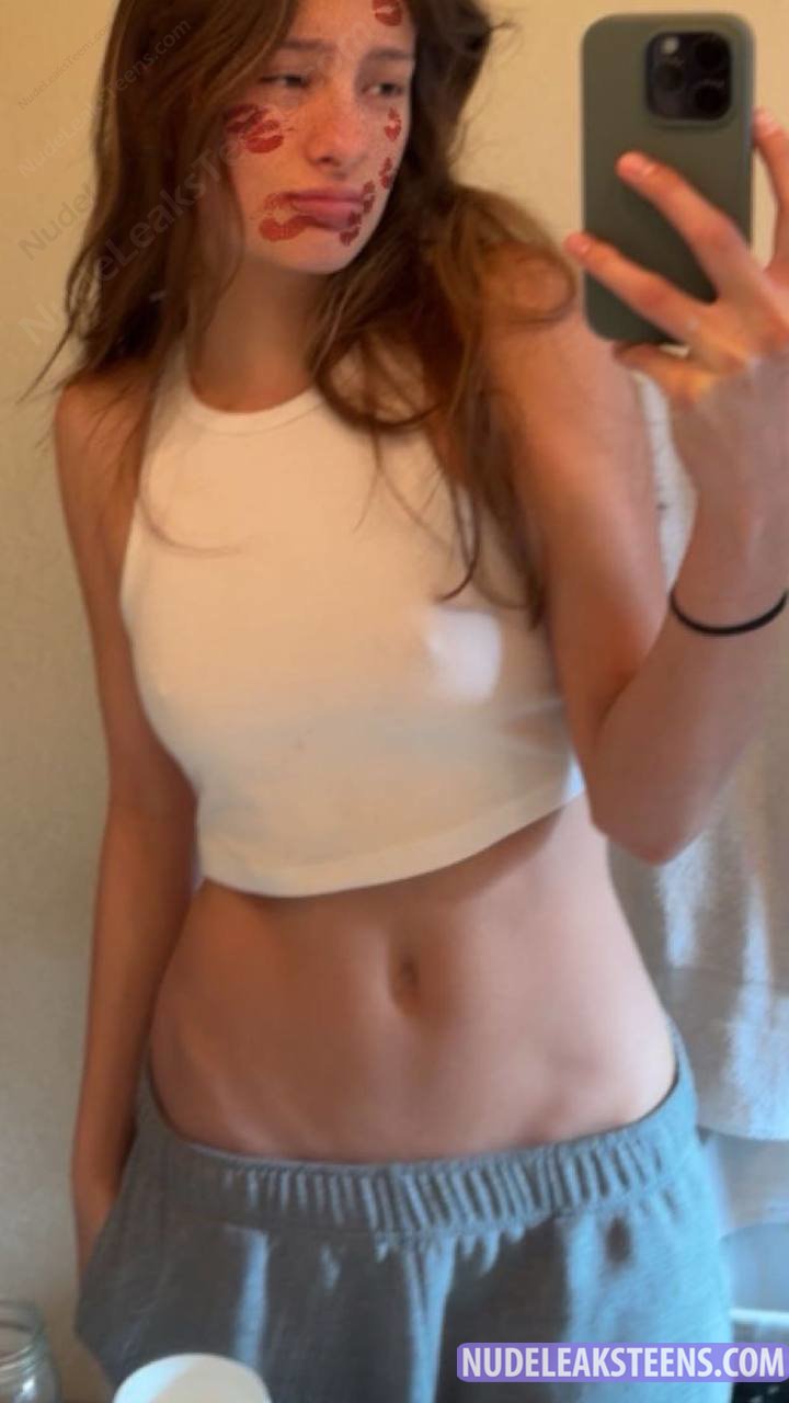 skinny slut shows off beautiful wet pussy #PcFPstsp