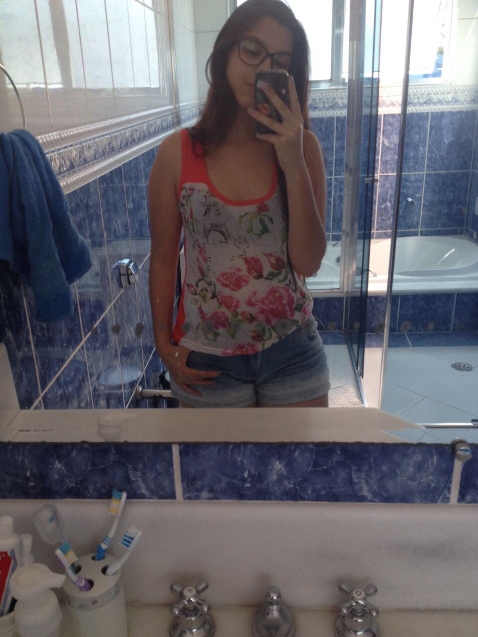 Mais foto da putinha vazada INSTAGRAM NO PV #KUxscBew